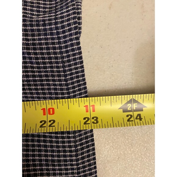 Jaclyn Smith Button Up Top Size Medium - Picture 6 of 6